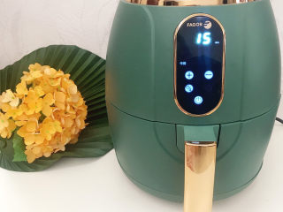 12、黄金鸡排,默认烤15分钟。