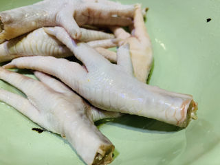 1、无骨鸡爪,鸡爪解冻