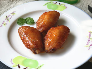 13、奥尔良烤鸡翅 ,鸡翅很饱满