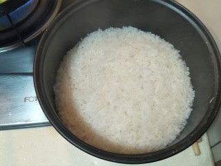 11、猪油腊肠菜饭,再加两小碗饭。