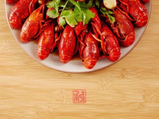 12、奉上这份经典，十三香小龙虾,成品图
