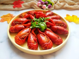 16、香辣小龙虾,快来吃吧！好美味！