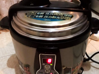 11、小米红薯粥,煮40分钟