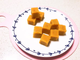 17、芸豆糕,芸豆糕香甜软糯，入口即化，非常完美的下午茶点~