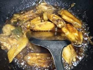 5、可乐鸡翅,小火炖至出锅