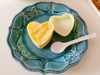 12、蓝莓土豆泥,放入土豆泥