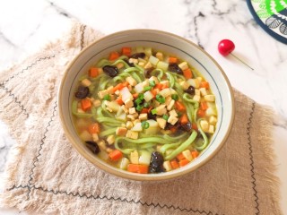 12、臊子面,一碗香喷喷的鸡汁臊子面就做好啦!