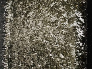 21、焦糖南瓜布丁,转小火慢慢煮到冒小泡就不用搅拌了。