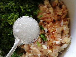 13、鸡汤馄饨,调味：加一小勺盐。