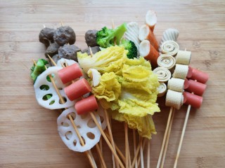 10、关东煮,串串完成。 