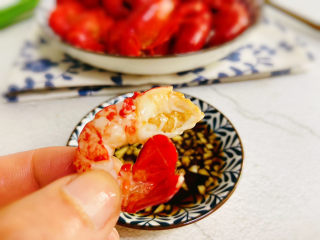 12、清蒸小龙虾,肉美肥甜