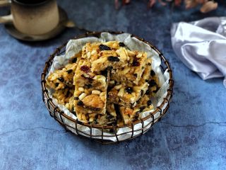 22、外酥内软的香甜干果萨琪玛,成品图