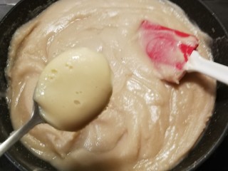 10、芸豆糕,放入炼乳