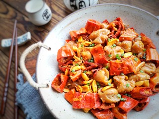 13、干煸肥肠,下酒下饭都特别好。