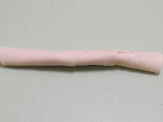 4、脆皮酱香饼,卷起来