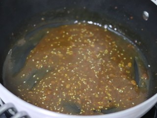 20、脆皮酱香饼,煮至浓稠即可
