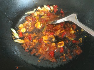 10、香辣皮皮虾,翻炒出红油