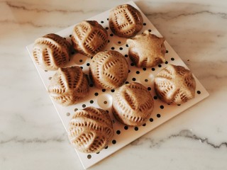 16、黑麦馒头,凉凉即食