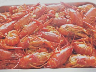 11、蒜蓉小龙虾,看着是不是就像吃