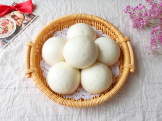 17、山药馒头,暄软又好吃。