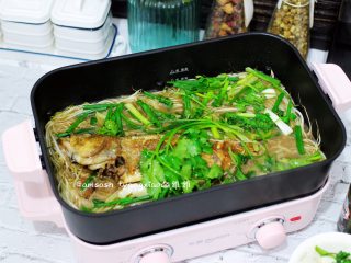 12、鲈鱼焖豆芽,成品图