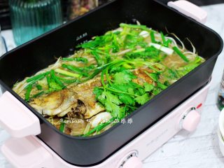 13、鲈鱼焖豆芽,成品图