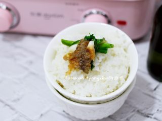 15、鲈鱼焖豆芽,成品图