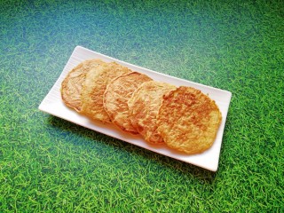 10、萝卜虾皮鸡蛋饼,看着就好吃。