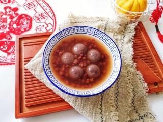 12、红豆汤圆,一道高颜值的甜汤。