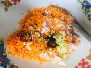 6、元气馄饨,加入姜末