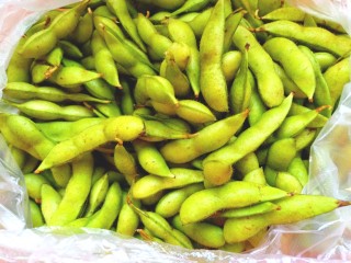 1、香辣毛豆,毛豆捡干净