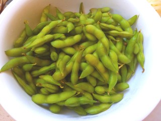 9、香辣毛豆,捞出控水