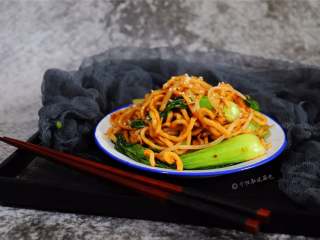 11、酱油炒面,炒法简单、美味可口、重要还实惠，几元钱就能吃撑