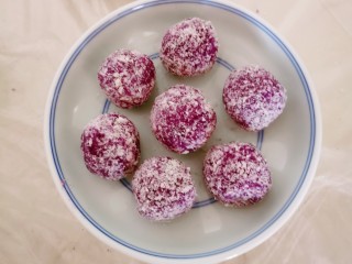 14、紫薯椰蓉球,全部做好