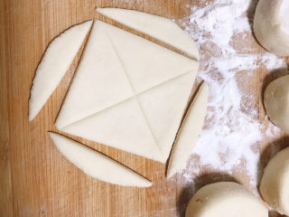 8、花样馒头,切掉4个弧形的边