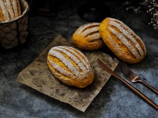 18、亚麻籽南瓜软欧包,成品图