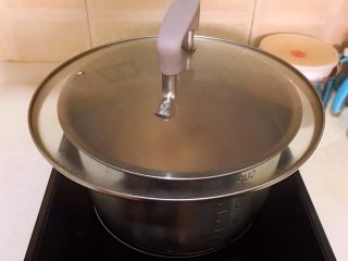 11、传统腊八粥,继续小火熬制40分钟