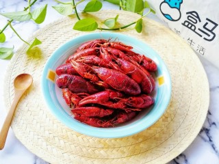 16、爆炒咖喱小龙虾,拍照的过程中不停的咽口水。