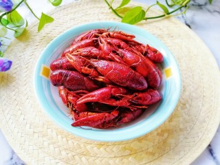 17、爆炒咖喱小龙虾,近图看看。