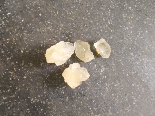 6、卤香辣鸭爪,冰糖调味的，我只放了4颗