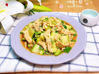 14、凉拌腐竹黄瓜,夏日炎炎，一盘清爽的凉拌腐竹黄瓜就上桌了！