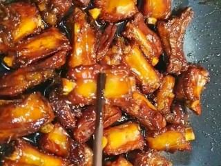 10、可乐排骨,成品图