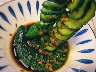15、蓑衣黄瓜,清脆爽口，酸甜微辣。