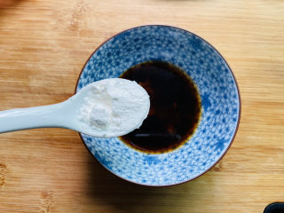 11、酱焖黄花鱼,生粉