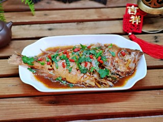 13、#年年有鱼#红烧红石斑,特别鲜美。