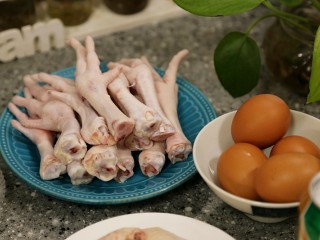 6、香辣卤鸡爪,鸡爪去指甲
