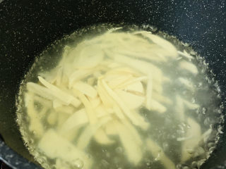 8、凉拌素鸡,加素鸡