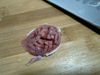 5、香辣鸡胗,切好的鸡胗～