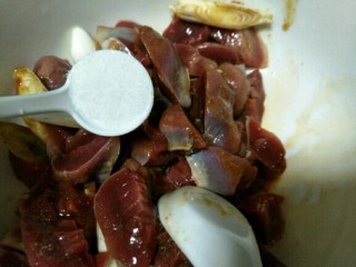 12、香辣鸡胗,食盐