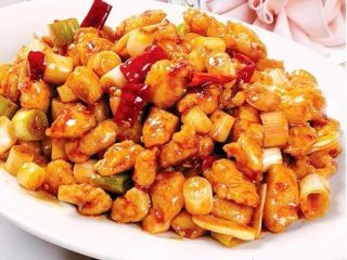 9、宫保鸡丁,最后盛盘了！